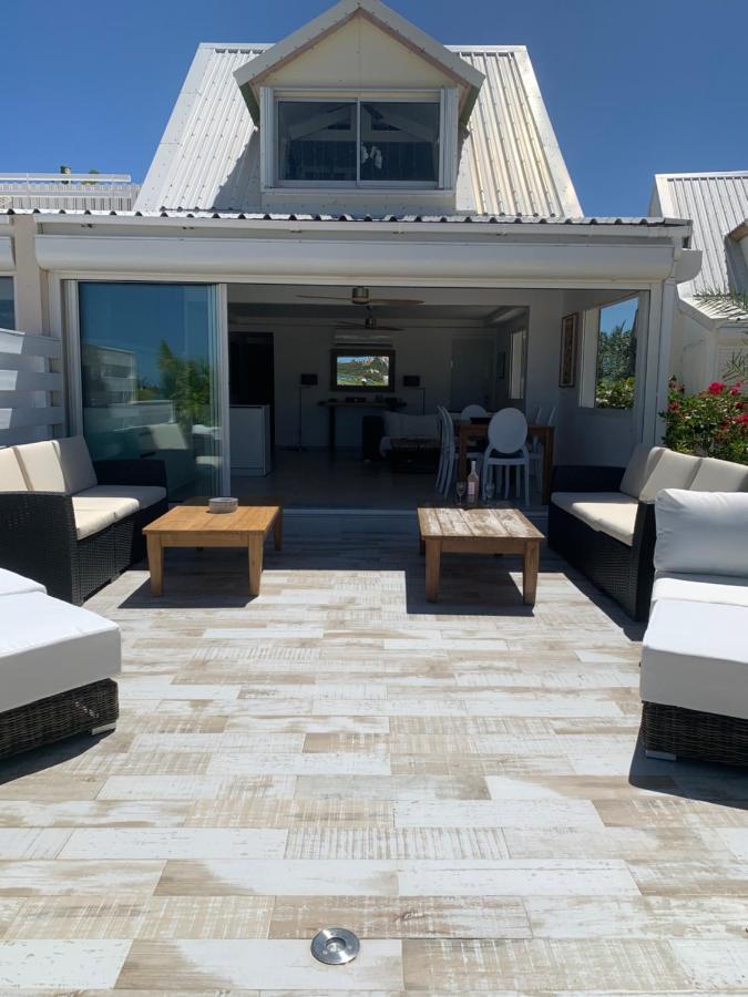 Coco Beach Sandy Ground Exterior photo